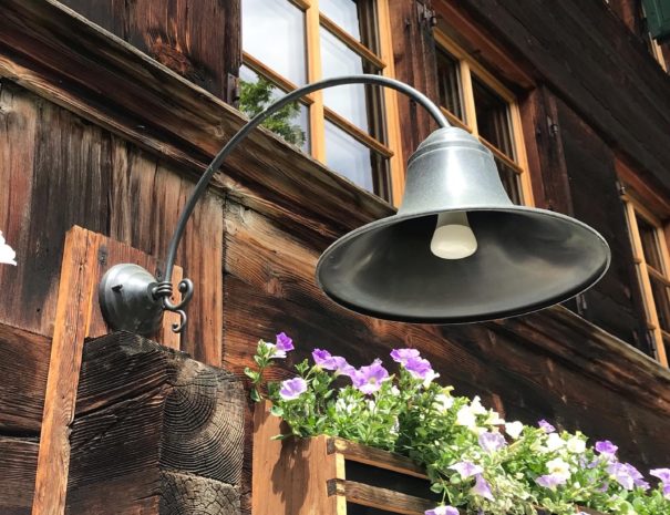 07B3939B-5763-4A88-B2C9-68580CC03217